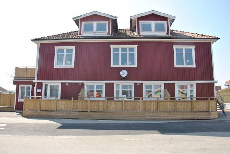 Ferielejlighed  Ellös