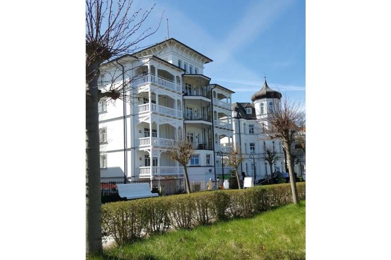 Fully equipped lovely vacation home with sauna | Close to the beach | Pets are welcome in Sellin