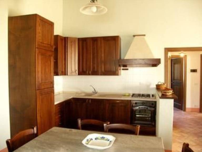 Fully equipped house with yard, private pool & grill | Perfect for remote work | Pets allowed — photo 4