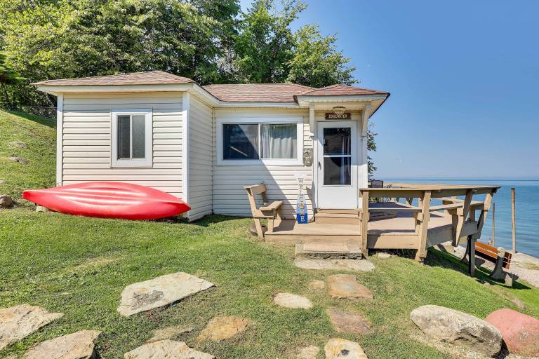 Cottage Geneva-on-the-Lake