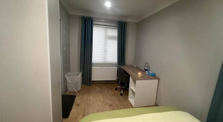 Modern Ensuite Double Bedroom in Dundrum — photo 4