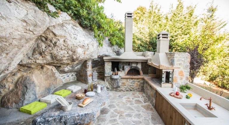 Fully equipped villa with garden, BBQ & private pool | Good for workation | Pet-friendly — photo 4