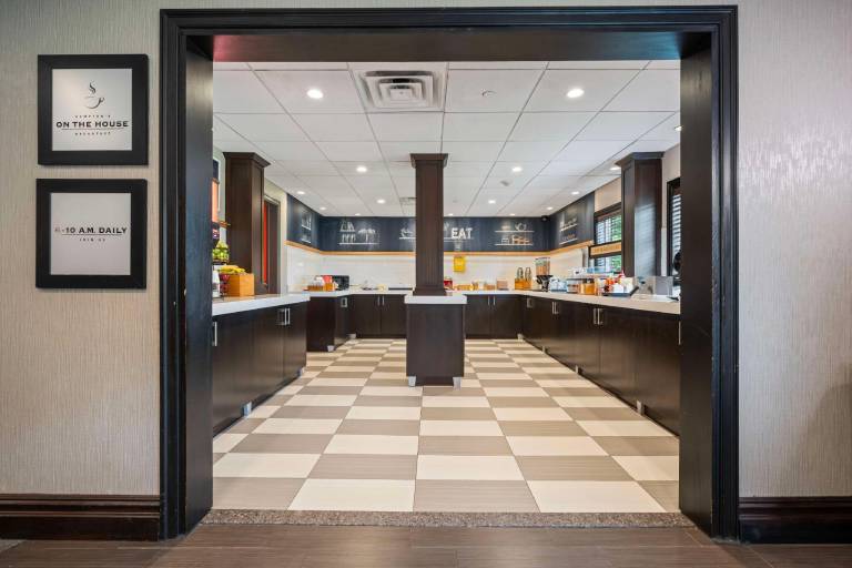 Hampton Inn Ridgefield Park — photo 5