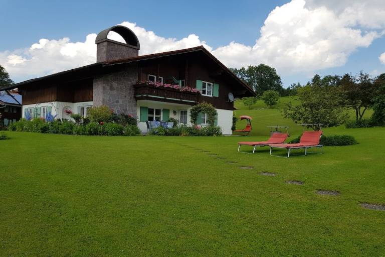 Ferienhaus mit Hund in Pfronten für max. 2 Personen Ferienhaus mit Hund in Pfronten für max. 2 Personen