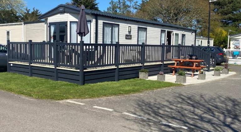 The Roecliffe, Holiday mid-lodge, Shorefield Country Park — photo 4