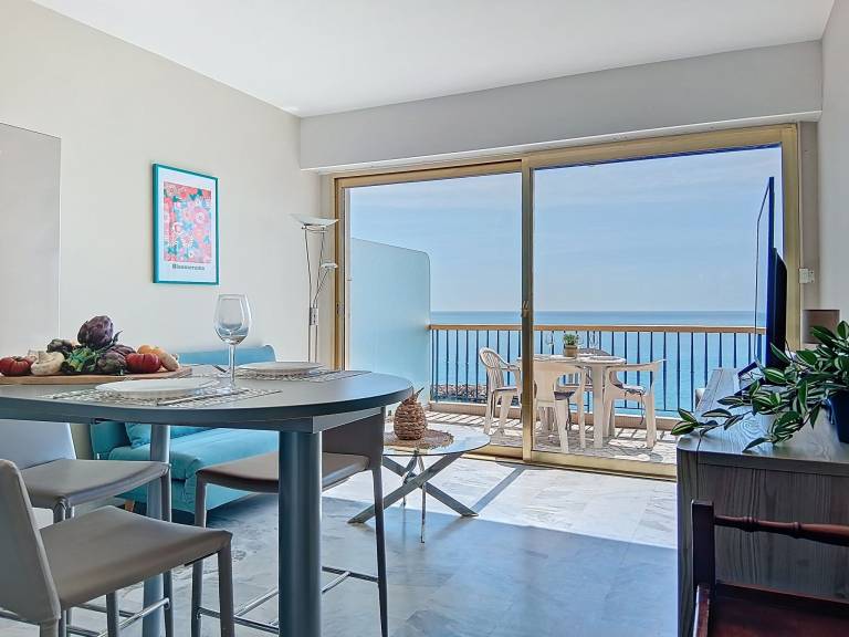 Lovely rental apartment with pool, garden & terrace | Sea view | Close to the beach | Dogs allowed — photo 2