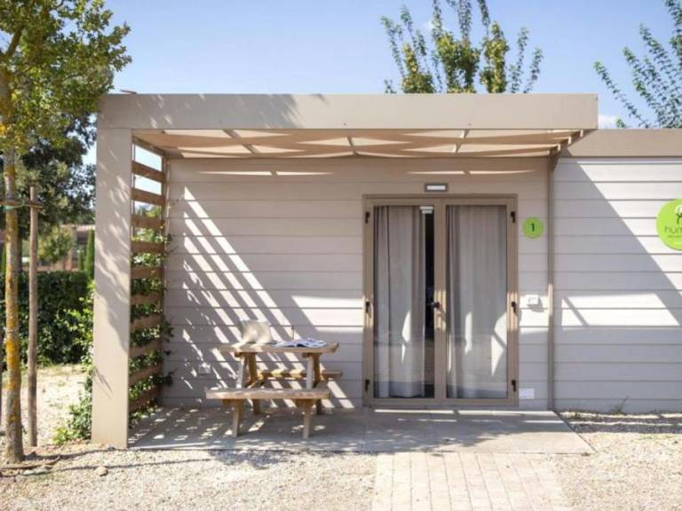 Mobile home with terrace & pool — photo 4