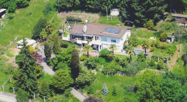 Villa with patio, yard & barbeque | Perfect for remote work in Lugano