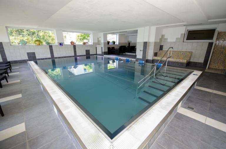 Family-friendly holiday apartment with sauna, garden & heated pool | Lake view | Suitable for remote work | Dogs allowed — photo 4