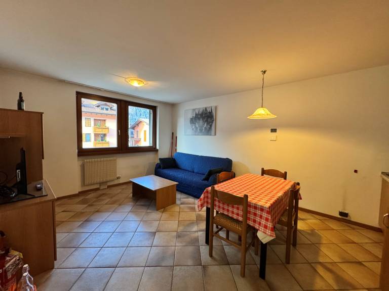 Apartment with 2 rooms for 6 persons — photo 2