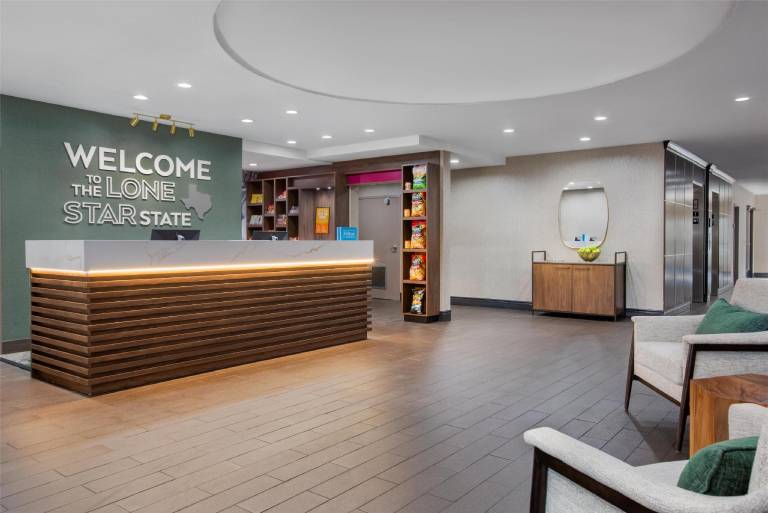 Hampton Inn & Suites Dallas-Arlington North-Entertainment District — photo 3