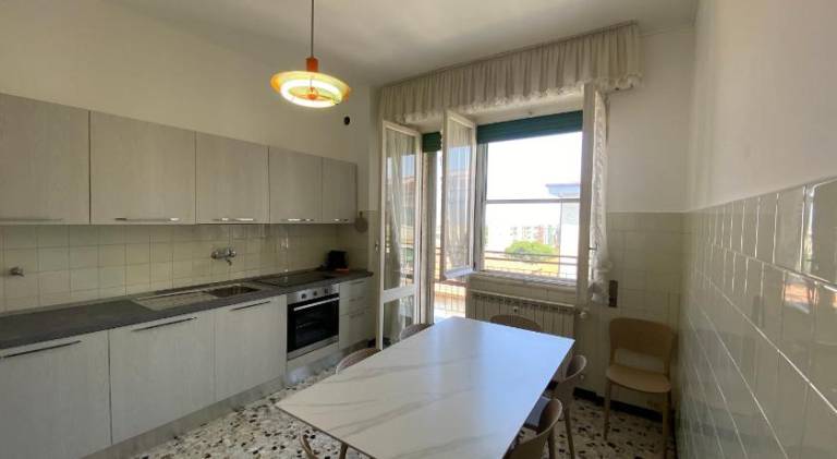 Holiday apartment with 2 rooms for 6 persons in Alassio