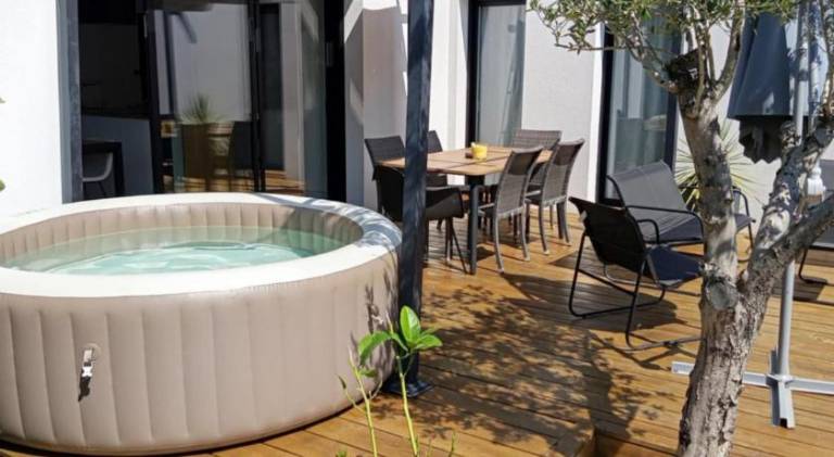 Zephyr - Maison 3 Chambres avec jacuzzi - Proche aeroport et Nantes — photo 4