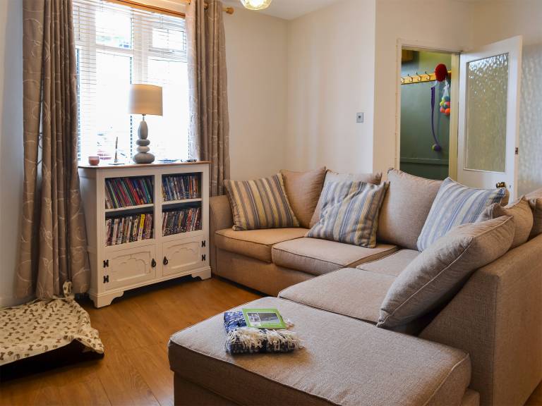 Child-friendly cottage with yard | Next to the beach | Pet-friendly — photo 3