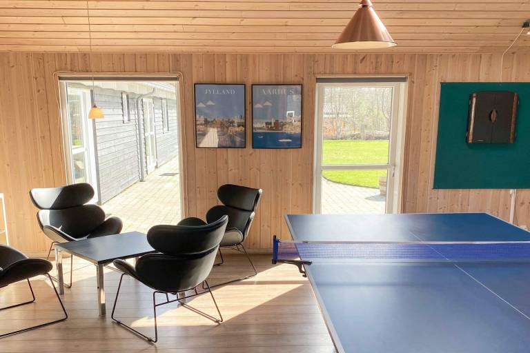 Vacation home with sauna, grill & jacuzzi — photo 3