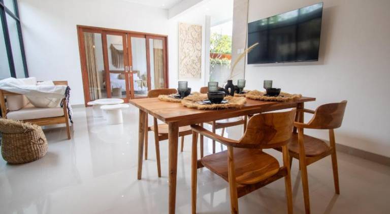 Nice villa with garden, grill & pool | Perfect for remote work | Pets allowed — photo 3