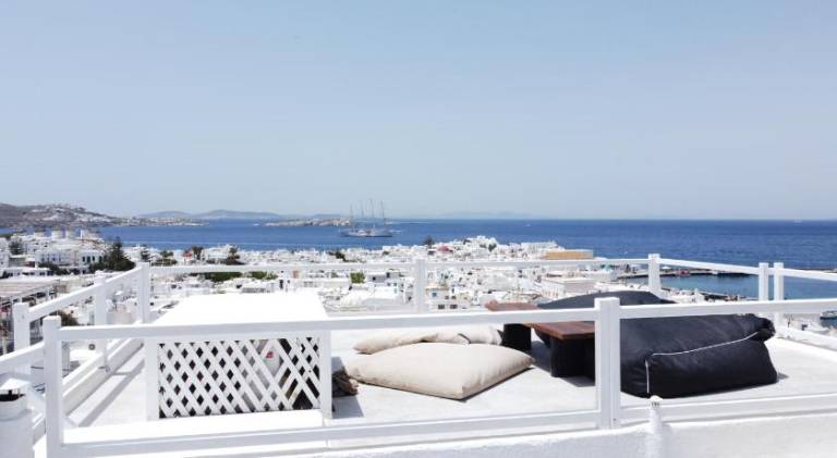Lovely vacation home with yard & terrace | Pet-friendly — photo 2