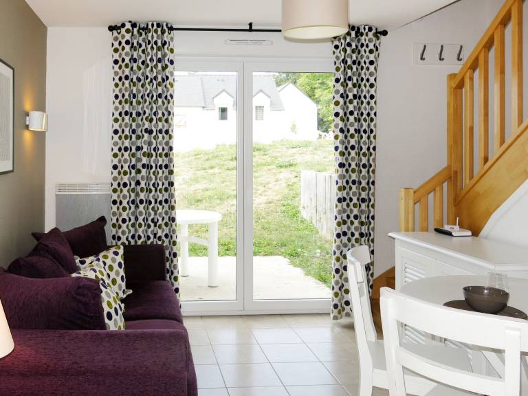 Vacation home with yard, terrace & heated pool | Dogs allowed — photo 3