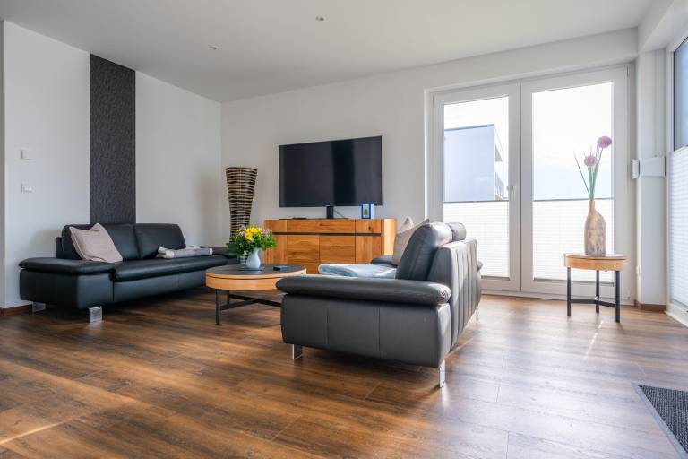 Family-oriented wonderful rental apartment with patio | Sea view | Pets allowed — photo 3