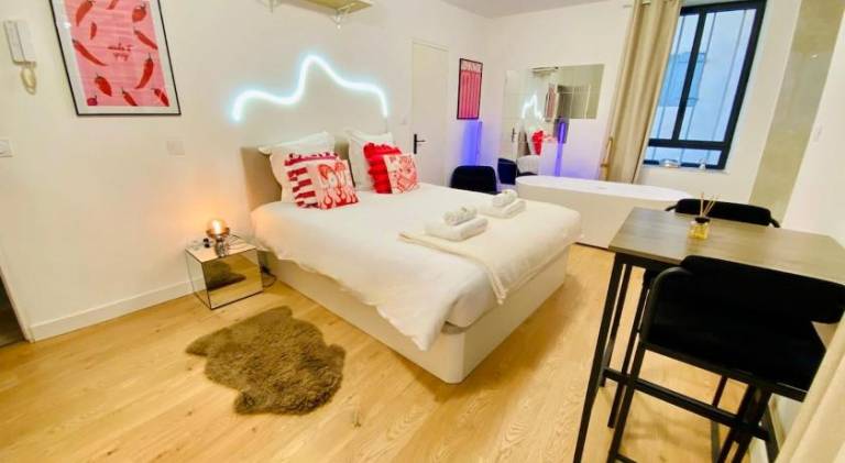 Apartment with 1 room for 2 persons in Sète