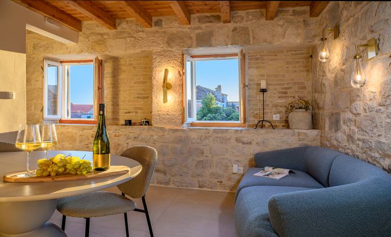 Heritage stone house Balturio, 70 meters from the sea — photo 2