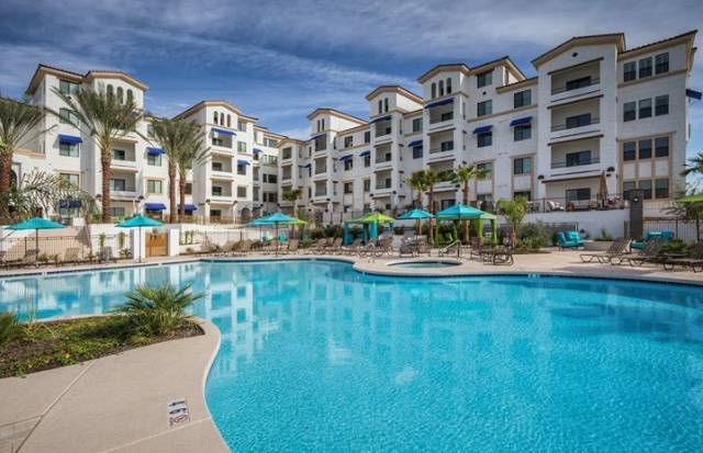 Condo with heated pool & jacuzzi | Mountain view — photo 4