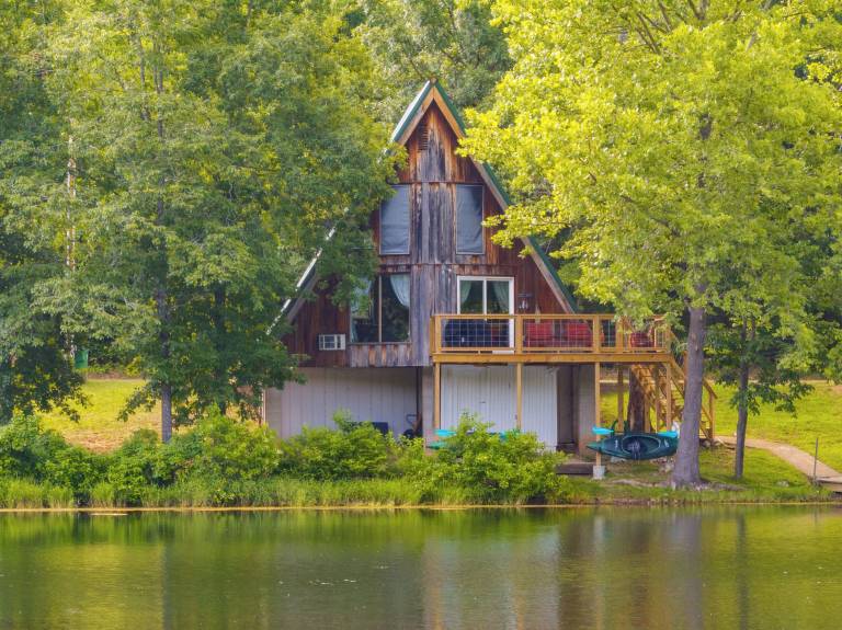 Cabin Hardy