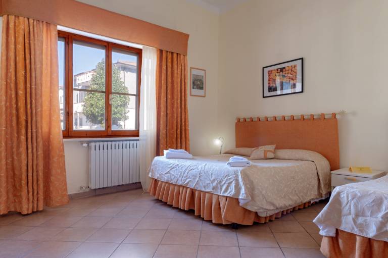 Camera privata Cascina