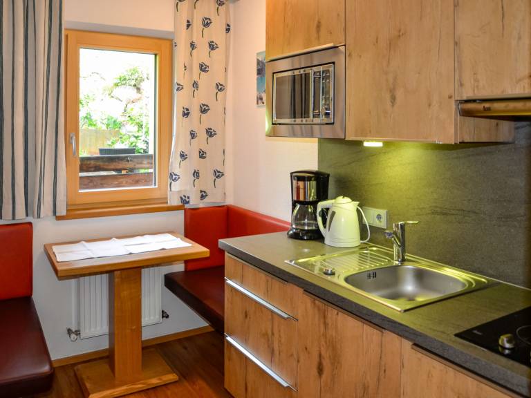 Ferienwohnung in Kappl, Bach für max. 2 Gäste