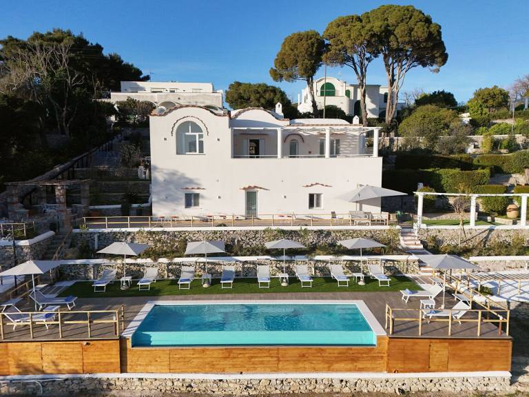 Villa  Capri
