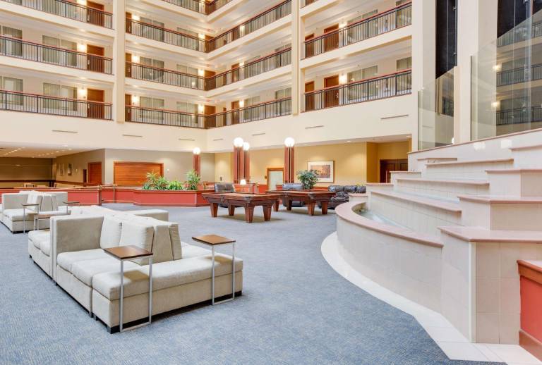 Embassy Suites by Hilton Cleveland Rockside — photo 4