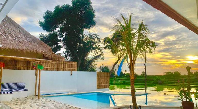 Villa with pool & jacuzzi — photo 4