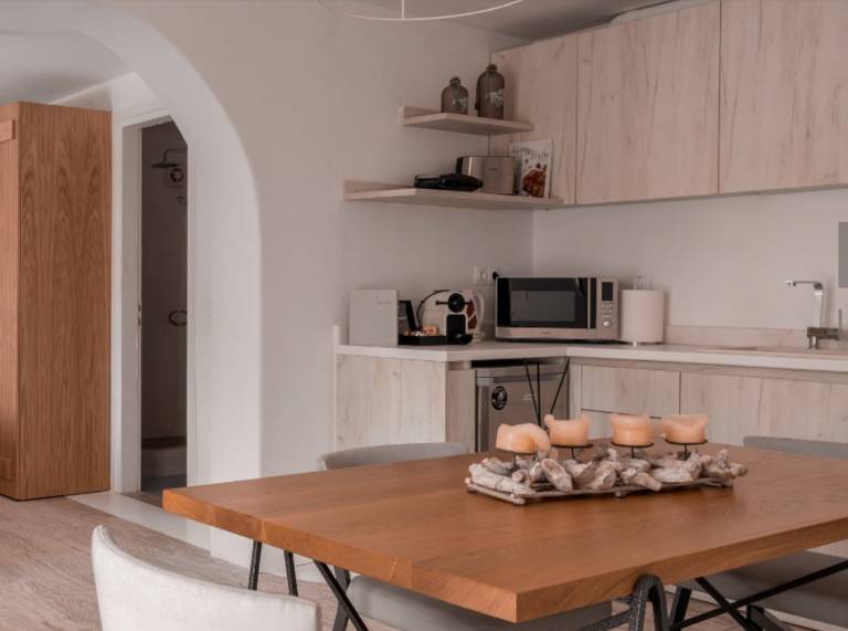 Children-friendly villa with terrace & fast internet | Mountain view | Pets are welcome — photo 3