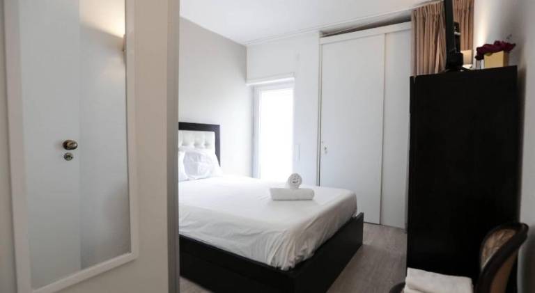 Fully equipped holiday apartment with patio | Pets allowed — photo 4