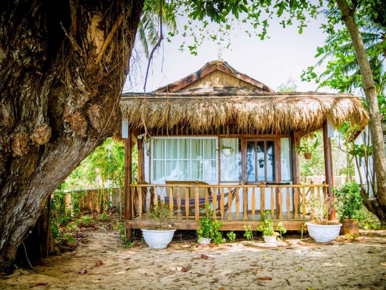 Lodge Cửa Cạn