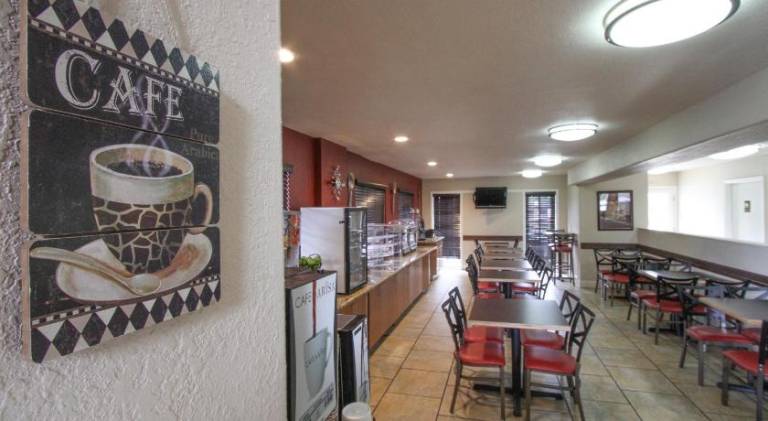 GreenTree Inn Flagstaff — photo 4