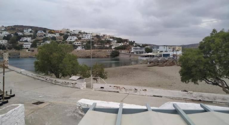 Wonderful holiday apartment with garden & patio | Next to the beach | Pet-friendly in Syros