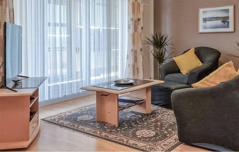 Child-friendly charming rental apartment | Beach nearby | Pets allowed in Kuehlungsborn