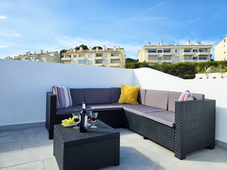 Fully equipped nice apartment with terrace | Next to the beach | Pets are welcome — photo 3