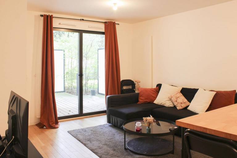 Beautiful 1 bedroom apartment with terrace