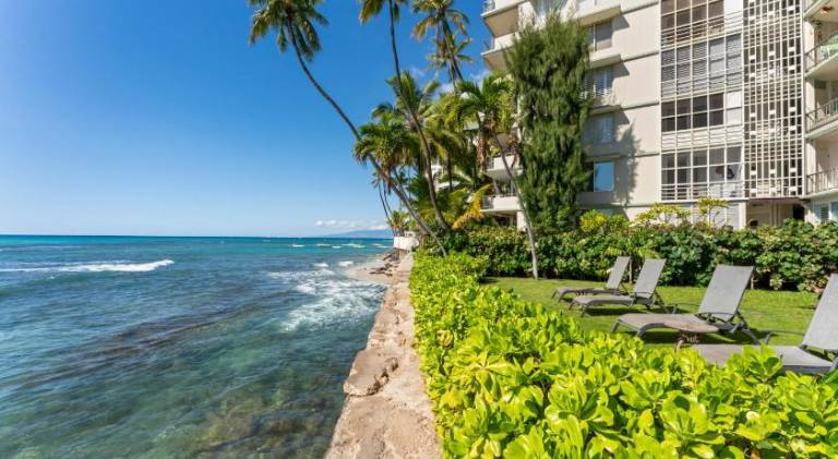 Pleasant holiday apartment | Next to Waikīkī Aquarium | Next to the beach | Pets allowed — photo 3
