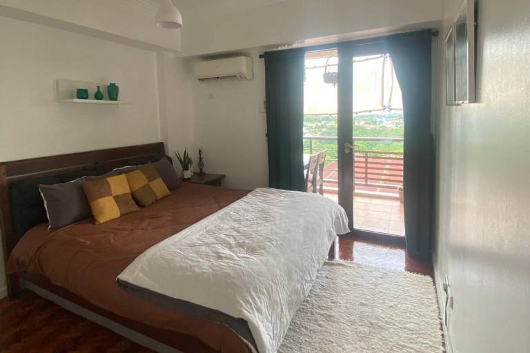 Apartment with pool in Pasay