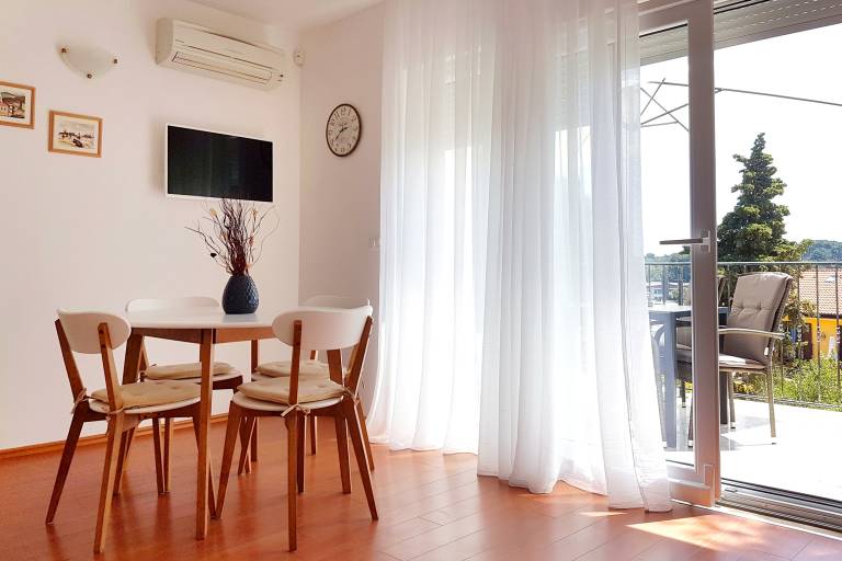One bedroom apartment with terrace and sea view Rovinj (A-3373-b) in Rovinj
