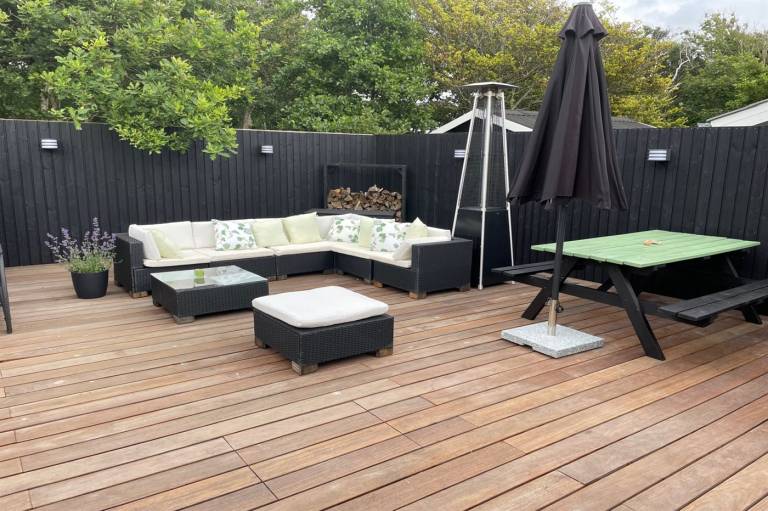 Vacation home with patio & grill | Sea view — photo 3