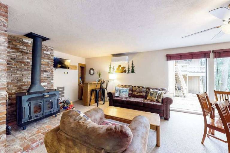 House Groveland
