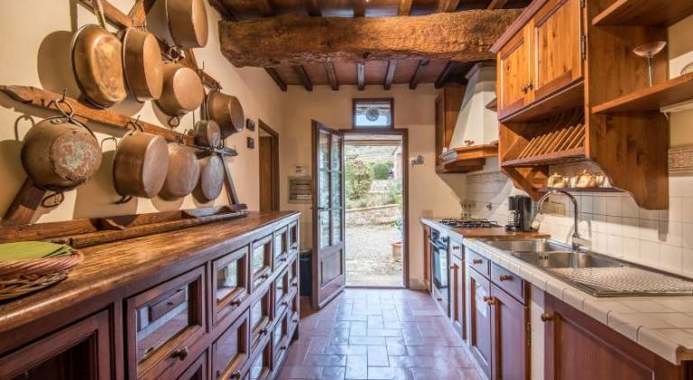 Beautiful farm with yard, barbeque & pool | Pet-friendly in Castellina in Chianti