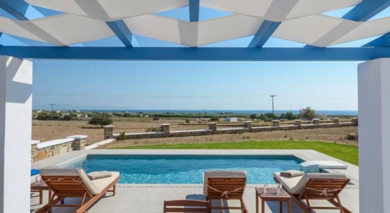 Family-oriented villa with garden, grill & pool | Dogs allowed — photo 5