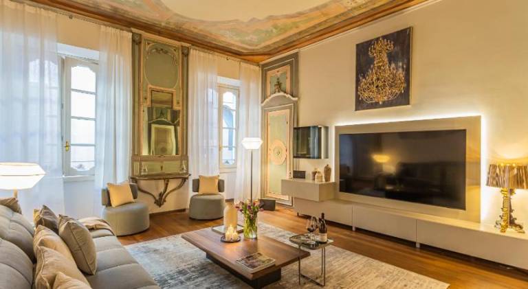 Holiday apartment | Next to Como Cathedral in Brunate
