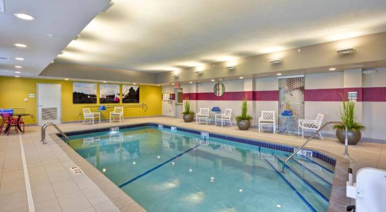 Home2 Suites by Hilton - Kansas City Airport — photo 5
