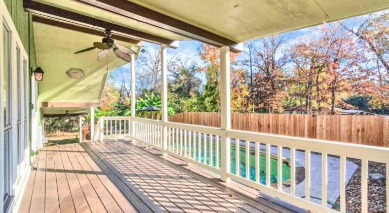 Big vacation home with pool, terrace & yard | Perfect for remote work | Pets are welcome — photo 5